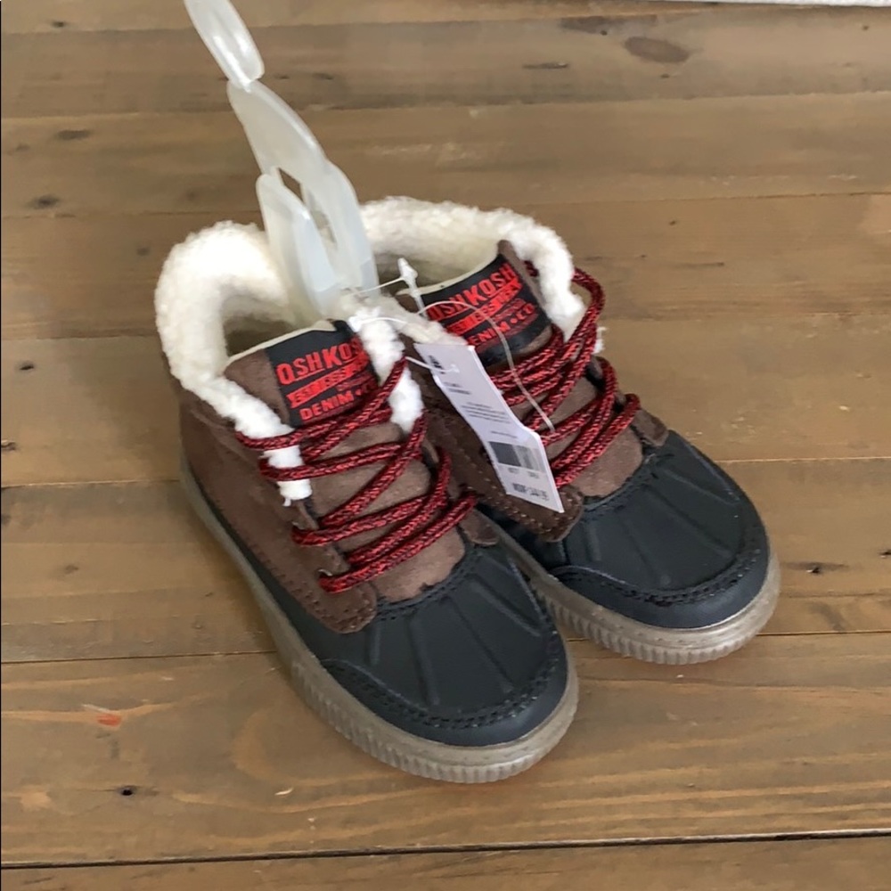 Brand new OshKosh B’gosh Toddler Boots